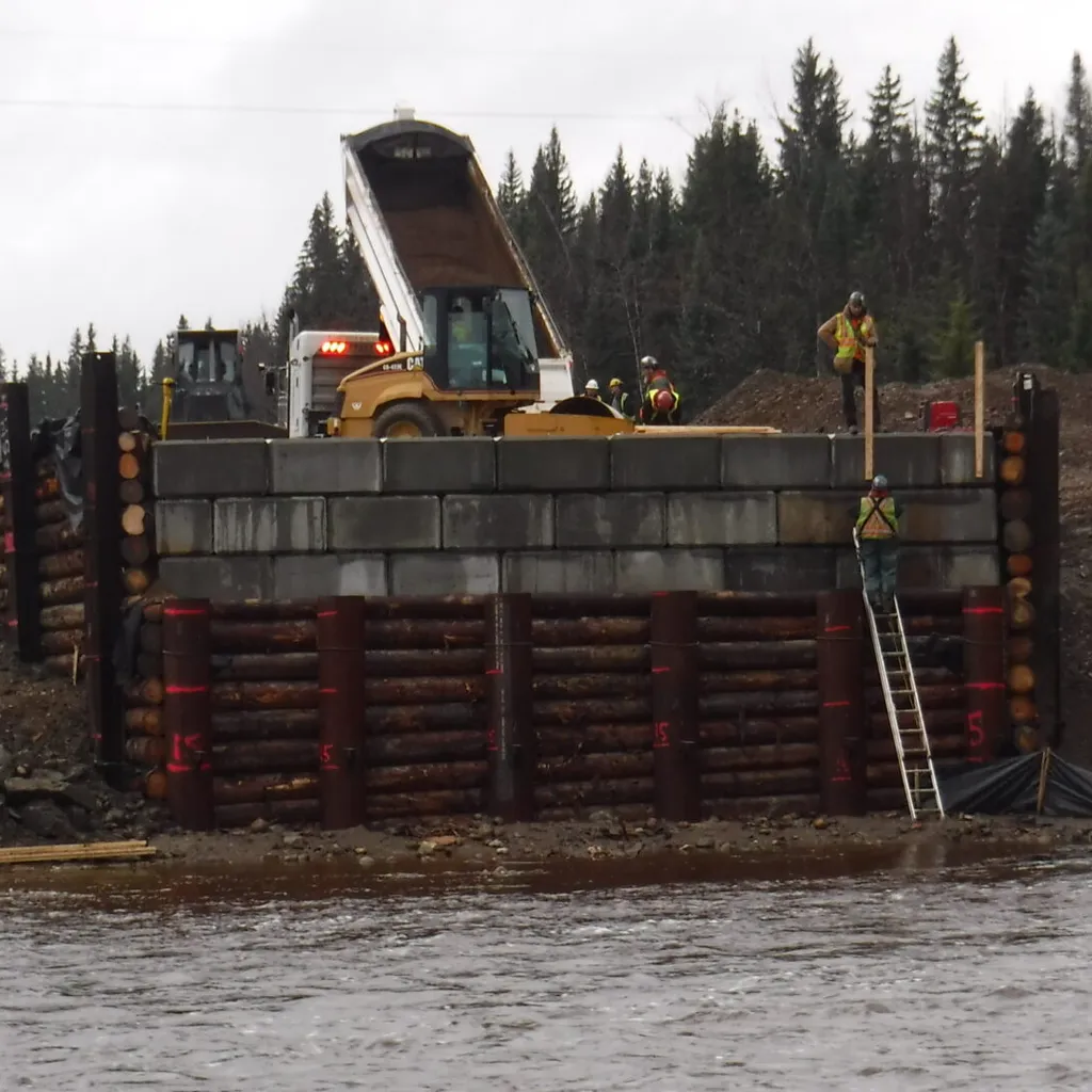 Highway 97 Salmon River Bridge No. 253 Replacement